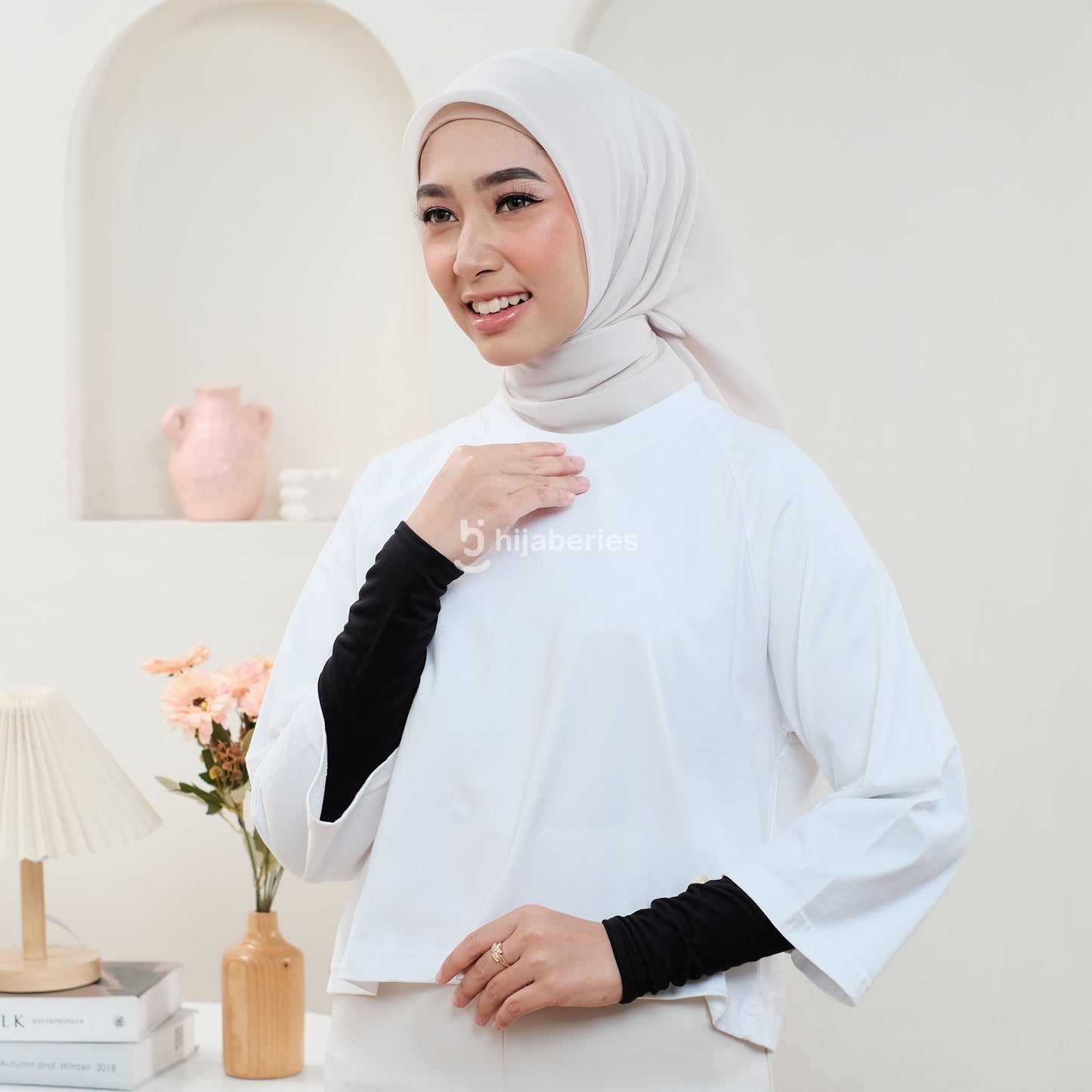 Handsock Basic Rayon Premium Plus Size Hijaberies - Black