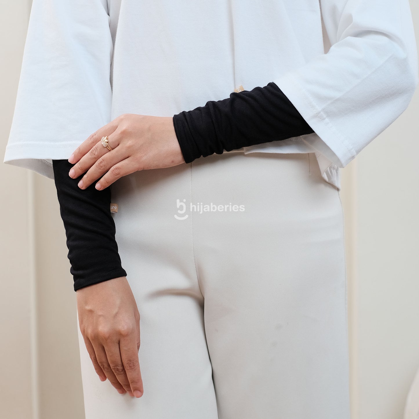 Handsock Basic Rayon Premium Plus Size Hijaberies - Black