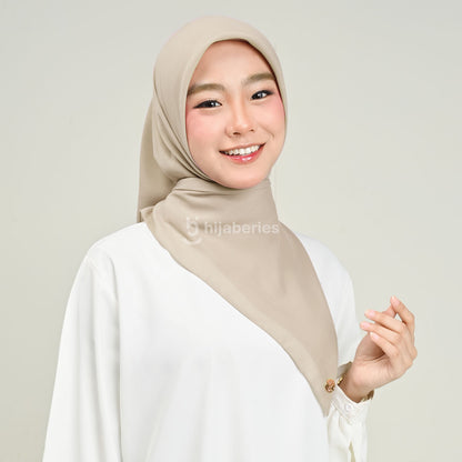 Hijaberies - Baby Voal Square (Hijab Segiempat Voal Exclusive Ukuran 110x110 cm)