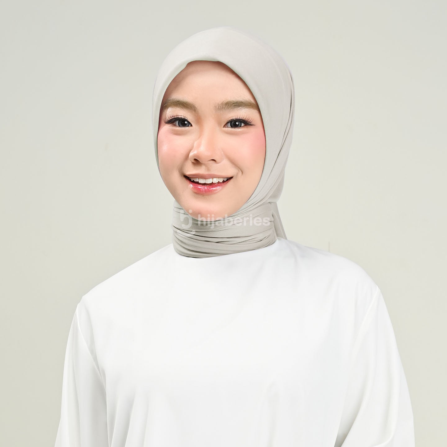 Hijaberies - Baby Voal Square (Hijab Segiempat Voal Exclusive Ukuran 110x110 cm)