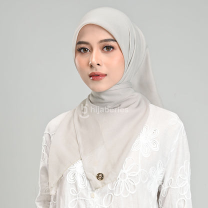 Hijaberies - Paris Legend (Hijab Segi Empat 110x110 cm)