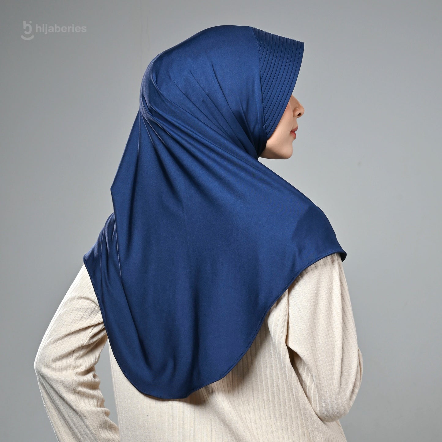 Bergo Basic Reguler - Navy