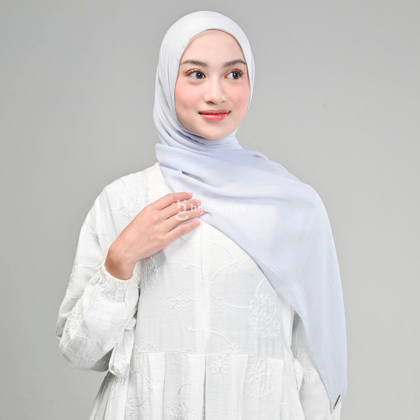 Pashmina Viscose Tencel Hijaberies (Hijab Pashmina dengan Exclusive Box) - Baby Blue