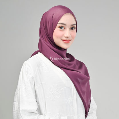 Pashmina Viscose Tencel Hijaberies (Hijab Pashmina dengan Exclusive Box) - Burgundy