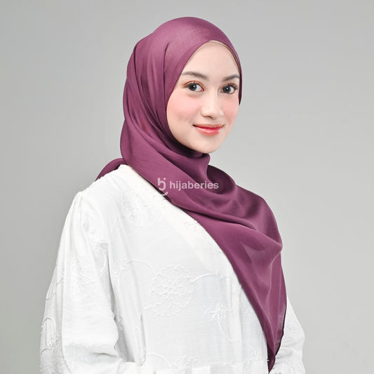 Pashmina Viscose Tencel Hijaberies (Hijab Pashmina dengan Exclusive Box) - Burgundy