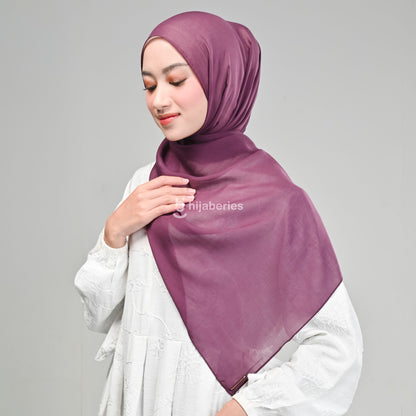 Pashmina Viscose Tencel Hijaberies (Hijab Pashmina dengan Exclusive Box) - Burgundy