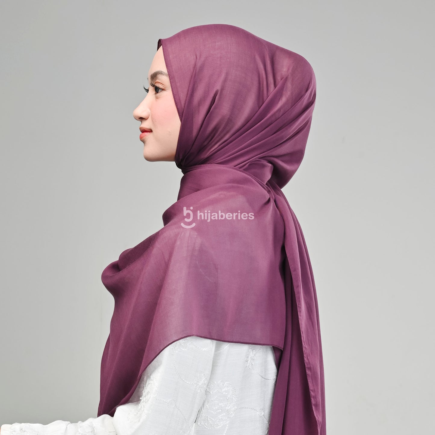Pashmina Viscose Tencel Hijaberies (Hijab Pashmina dengan Exclusive Box) - Burgundy