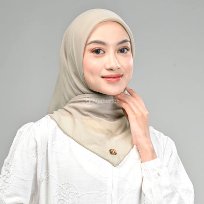 Hijaberies - Paris Basic Japan (Hijab Segiempat Paris Neci)