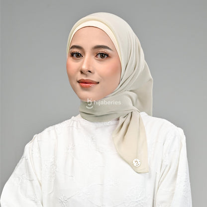 Hijaberies - Paris Legend (Hijab Segi Empat 110x110 cm)