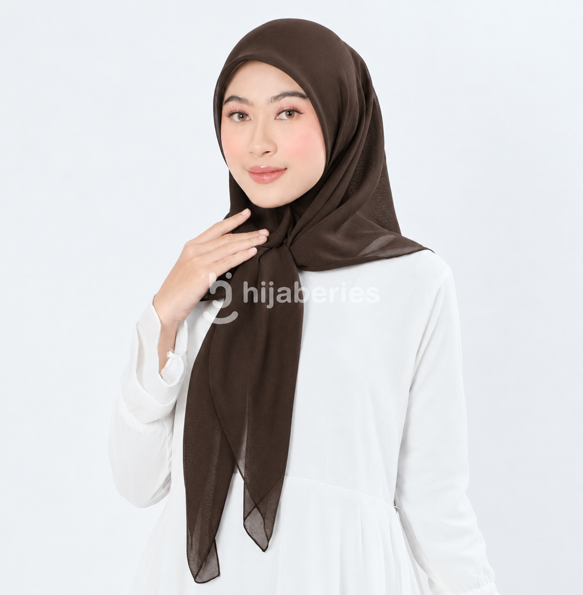 Paris Basic Japan Hijaberies – Jilbab Paris Premium Segi Empat Neci 4 Sisi, Tidak Mudah Berbulu, 35+ Warna
