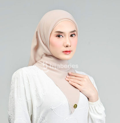 Hijaberies - Paris Basic Japan (Hijab Segiempat Paris Neci)