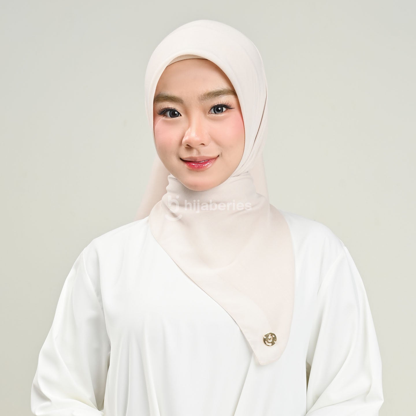 Hijaberies - Baby Voal Square (Hijab Segiempat Voal Exclusive Ukuran 110x110 cm)