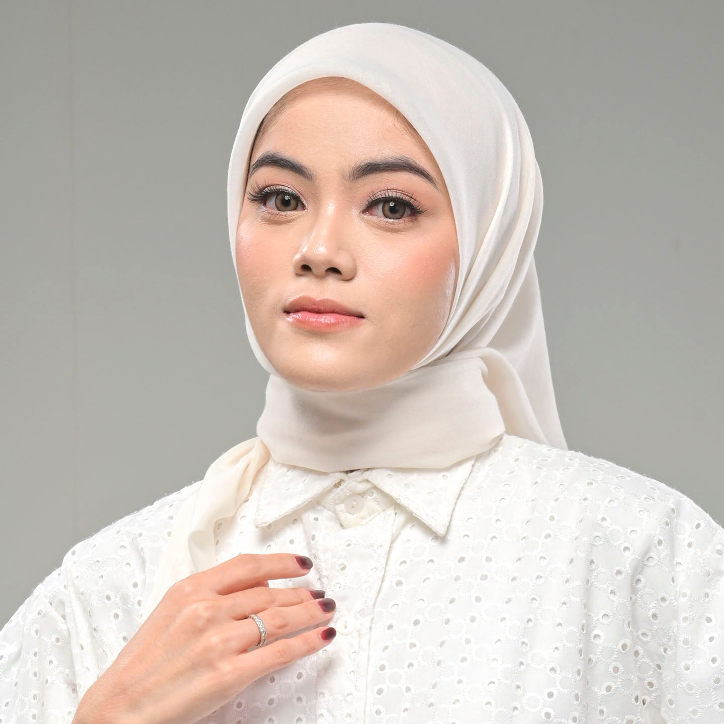 Hijaberies - Paris Legend (Hijab Segi Empat 110x110 cm)