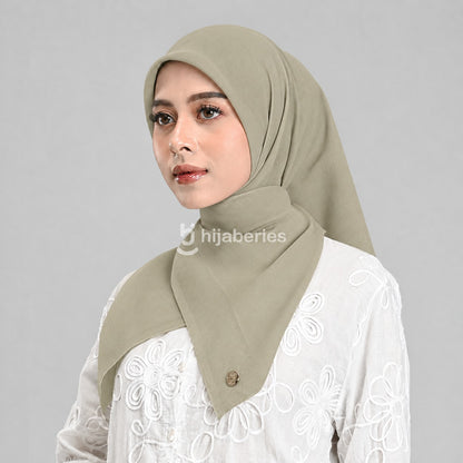 Paris Legend Hijaberies – Jilbab Paris Jadul Segi Empat Polos 110x110 cm, 40+ Warna, Ringan & Mudah Dibentuk