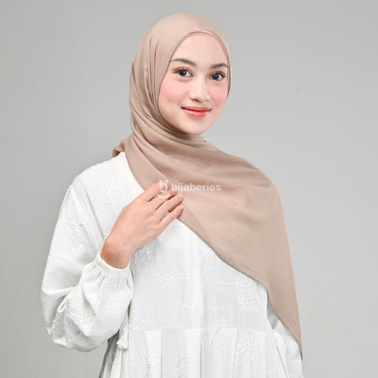 Pashmina Viscose Tencel Hijaberies (Hijab Pashmina dengan Exclusive Box) - Walnut