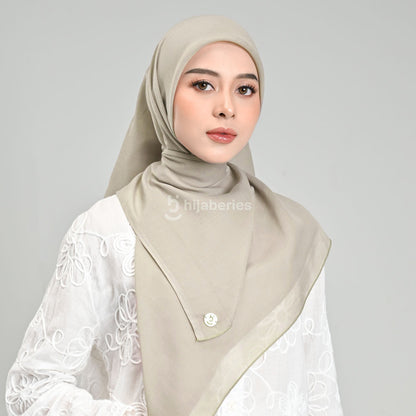 Hijaberies - Paris Legend (Hijab Segi Empat 110x110 cm)