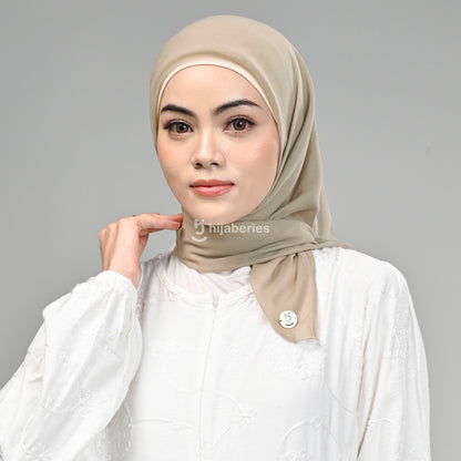 Hijaberies - Paris Legend (Hijab Segi Empat 110x110 cm)