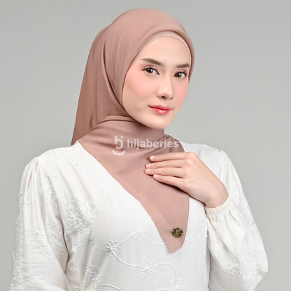 Hijaberies - Emily Paris Plain LC (Hijab Segiempat Paris Voile)