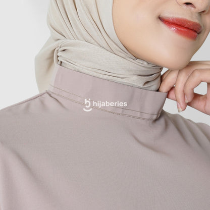 Hijaberies - Basic Flowy Blouse (Blouse Wanita Bahan Polyseter Premium)