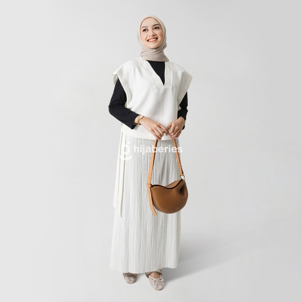 Hijaberies - Batwing Tie Side Vest (Vest Wanita Bahan Polyester Premium)