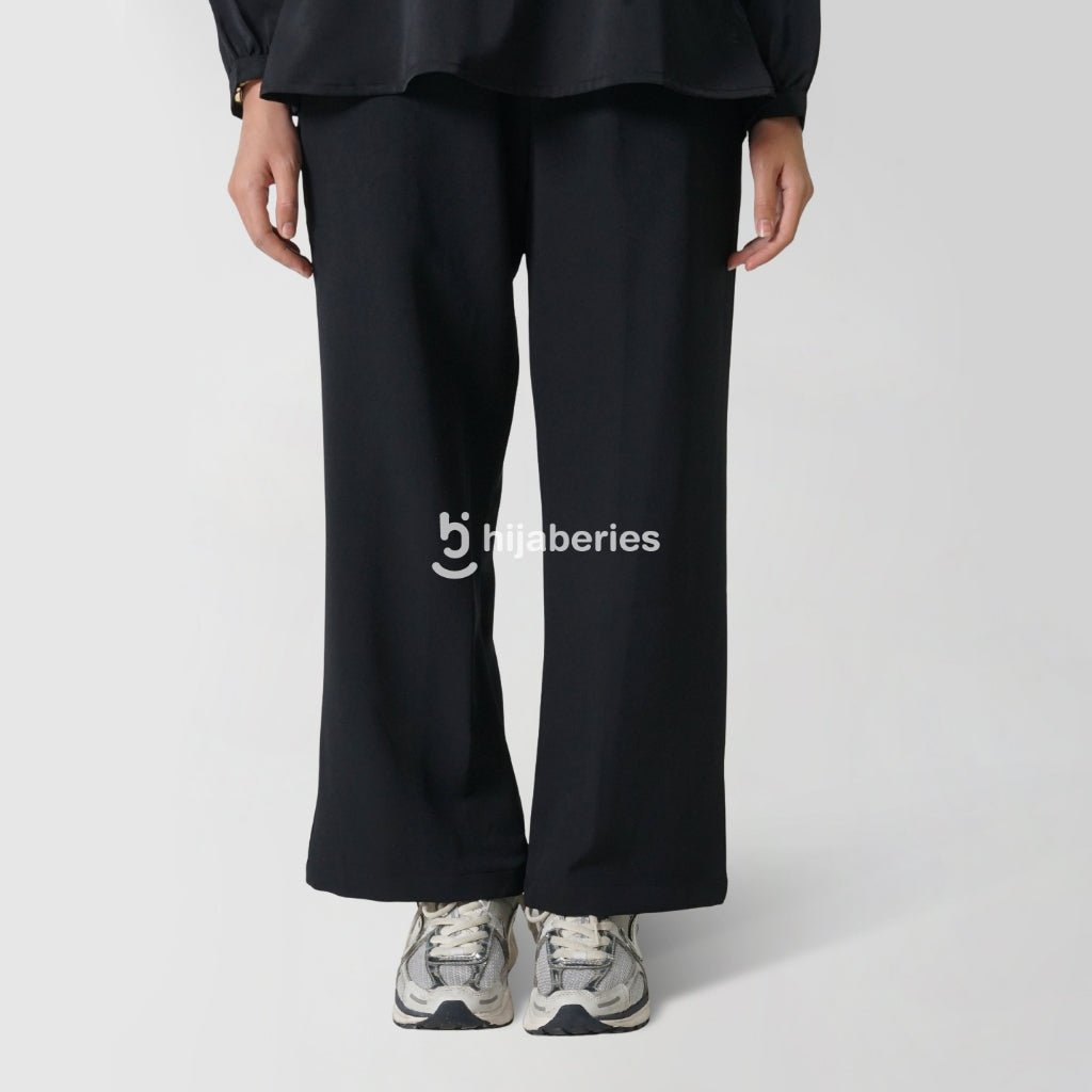 Hijaberies - Basic Cullotes (Celana Kulot Wanita Bahan Polyester Ringan)