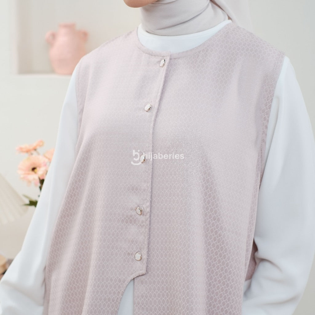 Hijaberies - Outer Long Jacquard Diamond