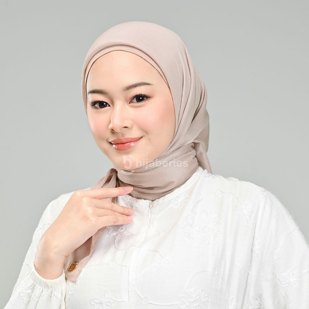 Hijaberies - Paris Irish (Hijab Segi Empat Baby Paris)