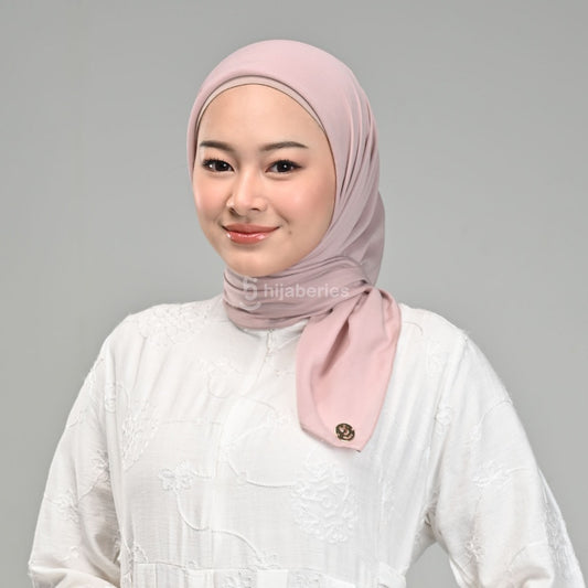 Baby Voal Square Hijab Segi Empat Voal 110x110 – Rose Gold
