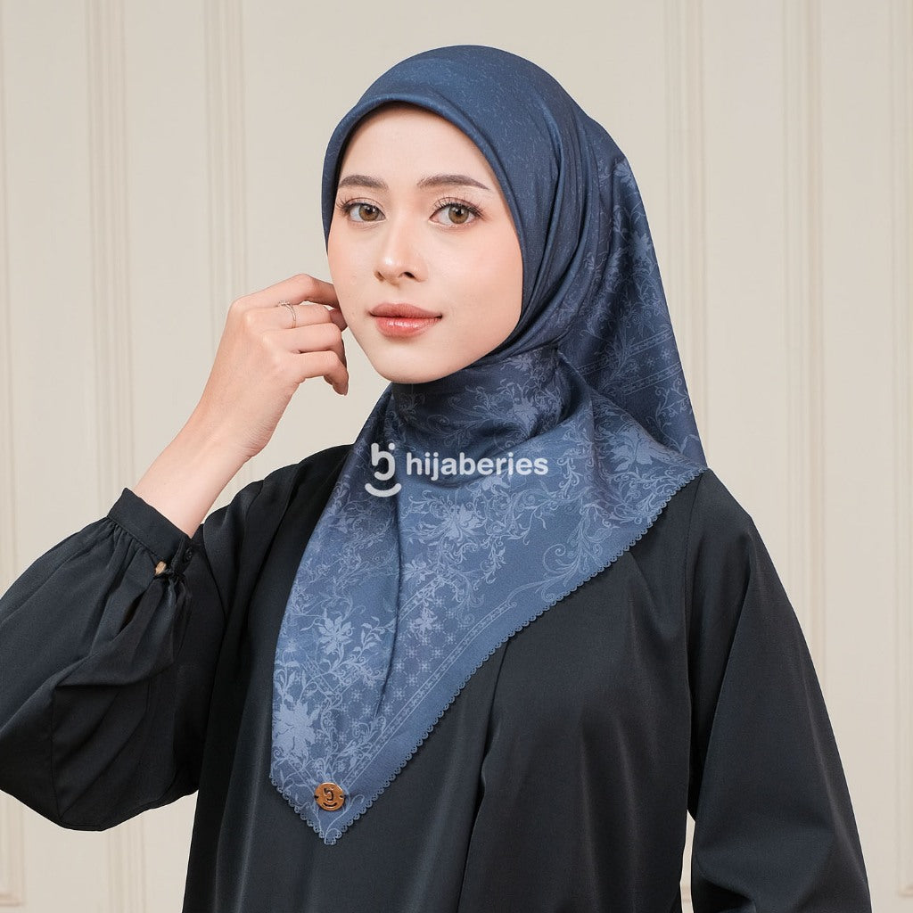 Hijaberies - Atalia Digital Pouch (Hijab Motif Segiempat Ukuran 110x110 cm)