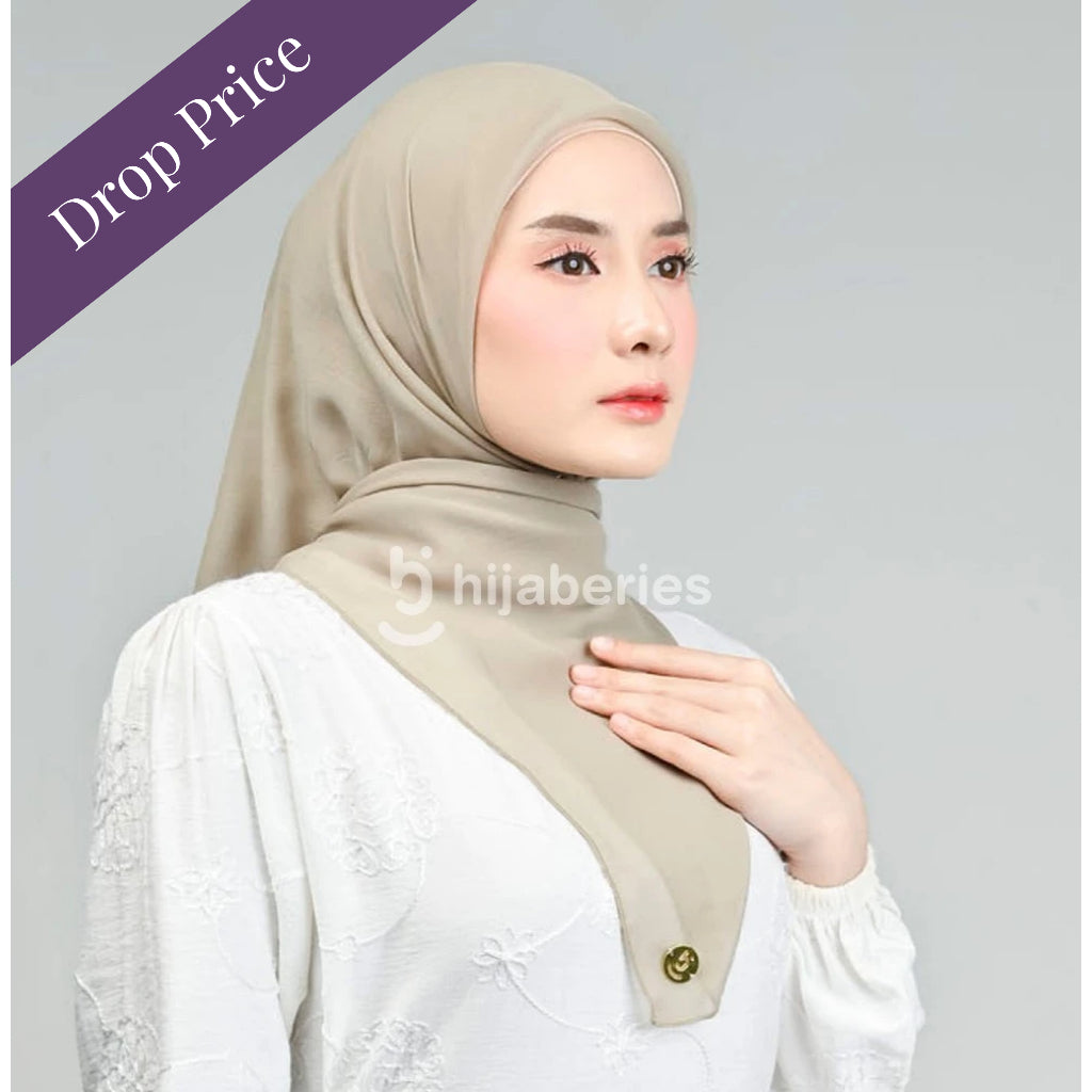 Hijaberies - Paris Basic Japan (Hijab Segiempat Paris Neci)