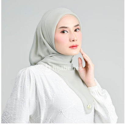Hijaberies - Paris Basic Japan (Hijab Segiempat Paris Neci)