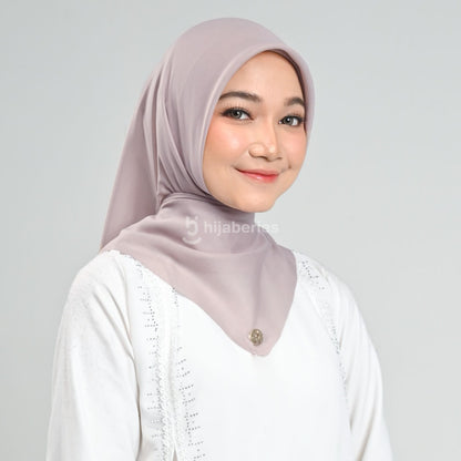 Hijaberies - Emily Paris Plain LC (Hijab Segiempat Paris Voile)