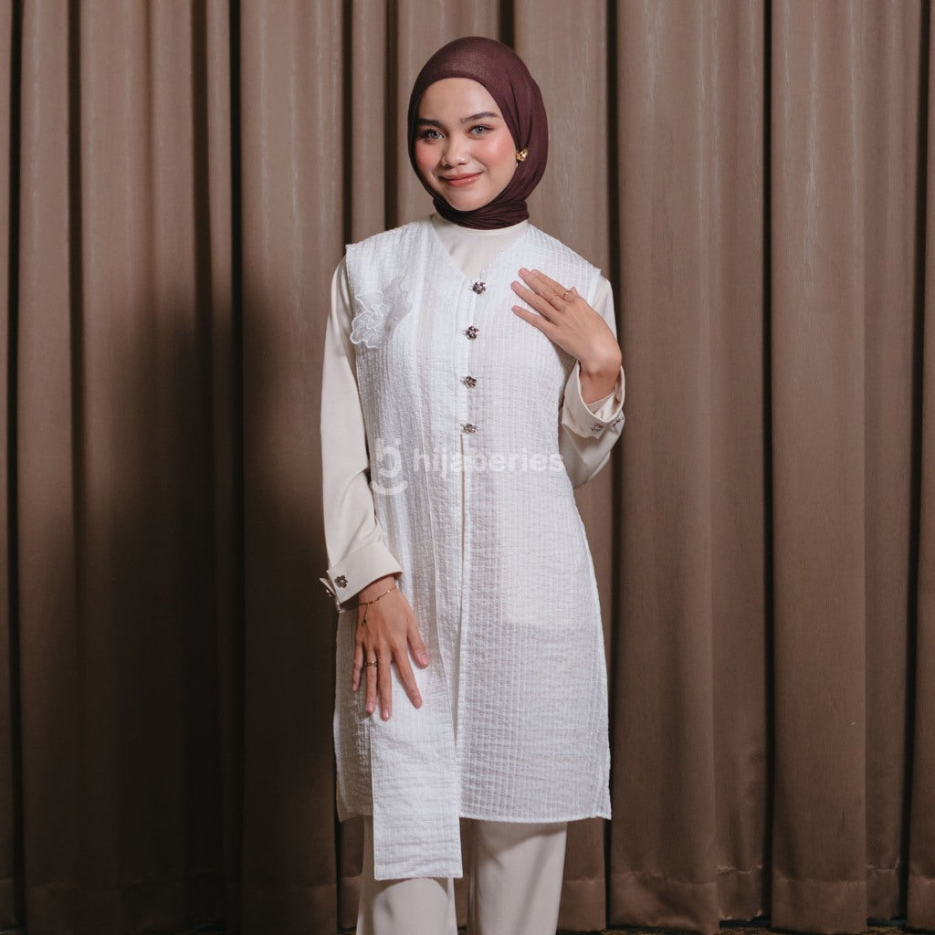 Hijaberies - Flowery Shawl Vest (Outer Flower Bahan Chenille Tencel | Cocok Untuk Acara Formal/Kondangan/Raya)