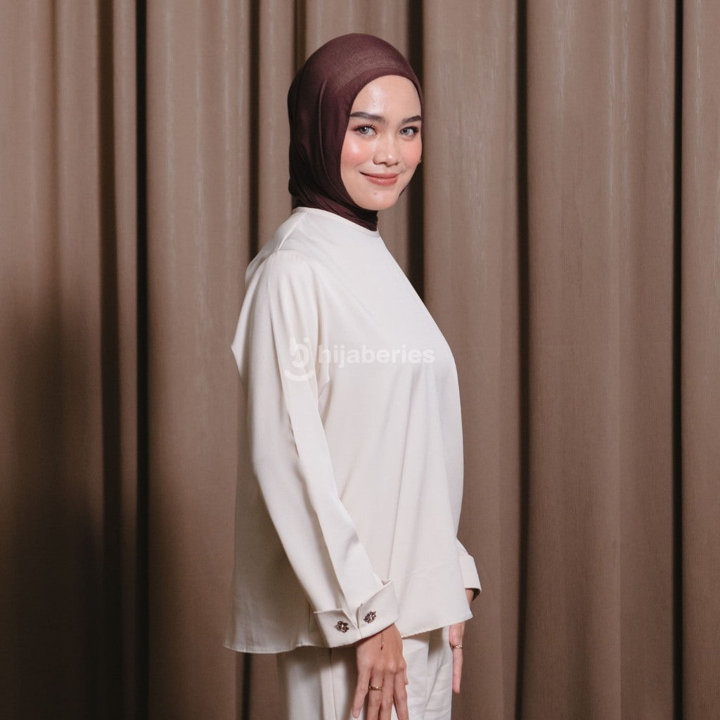 Hijaberies - Fitted Basic Blouse ( Blouse Wanita bahan Premium Poly | Cocok Untuk Acara Formal/Kondangan/Raya)