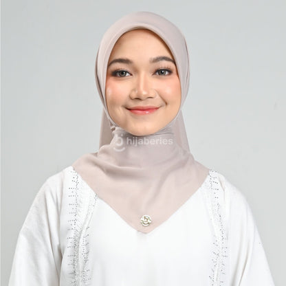 Hijaberies - Emily Paris Plain LC (Hijab Segiempat Paris Voile)