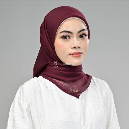 Hijaberies - Paris Legend (Hijab Segi Empat 110x110 cm)