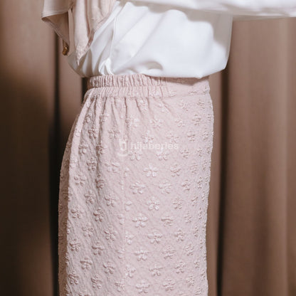 Hijaberies - Jacquard Pattern Skirt (Rok Wanita dengan Pattern Jacquard | Cocok Untuk Acara Formal/Kondangan/Raya)