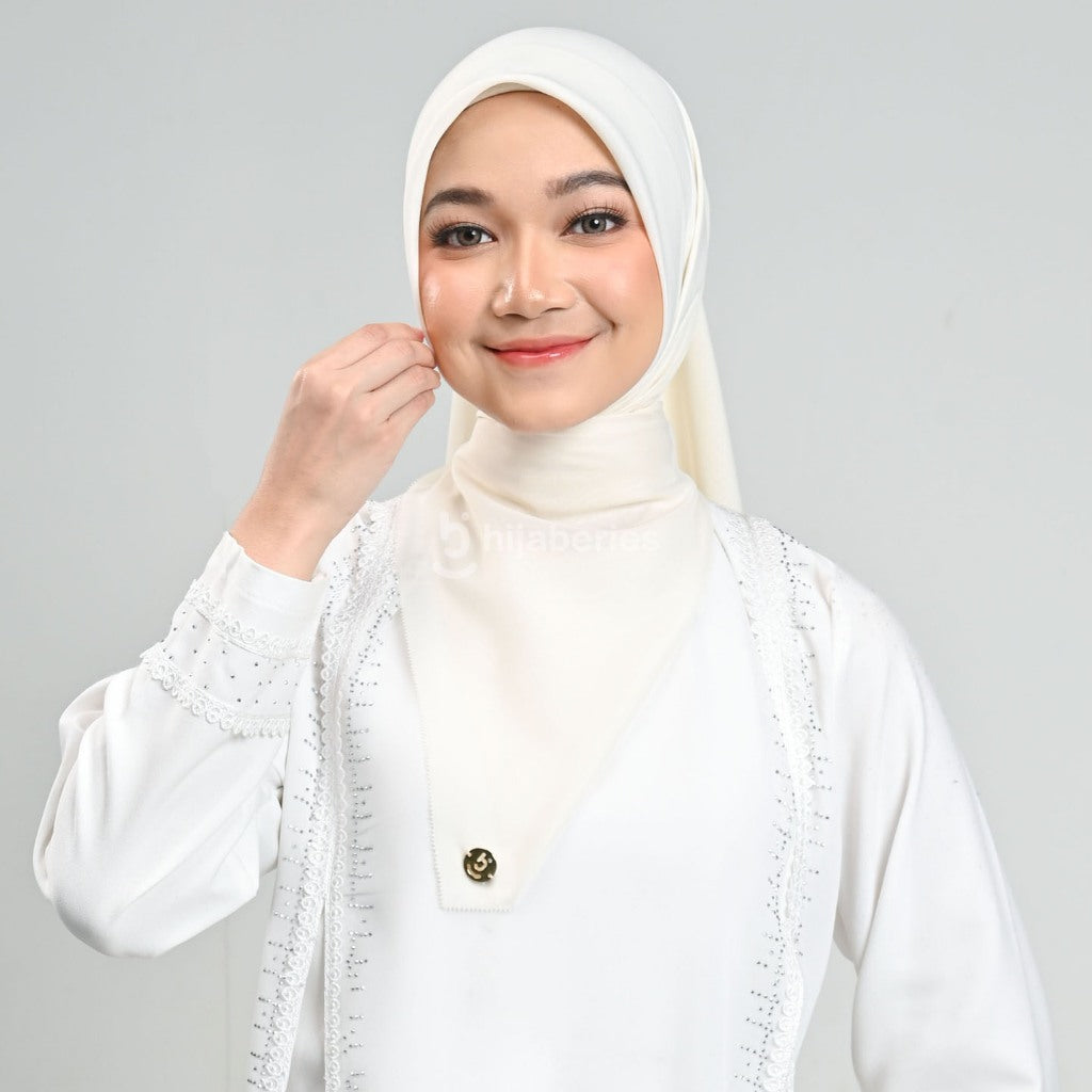Hijaberies - Emily Paris Plain LC (Hijab Segiempat Paris Voile)