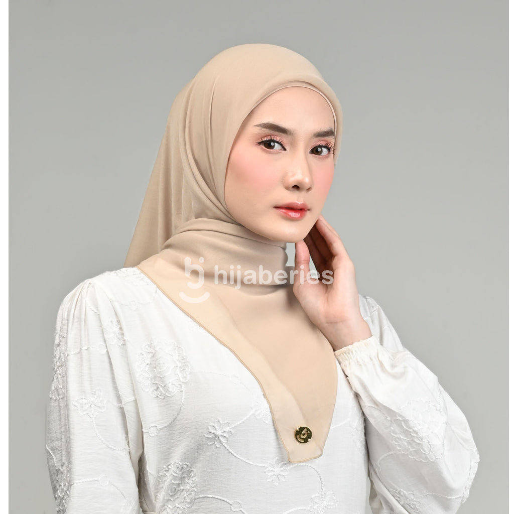 Hijaberies - Paris Basic Japan (Hijab Segiempat Paris Neci)