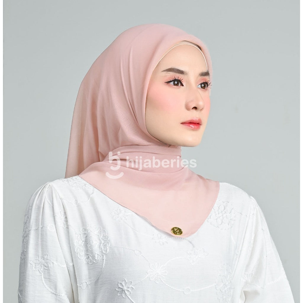 Hijaberies - Paris Basic Japan (Hijab Segiempat Paris Neci)