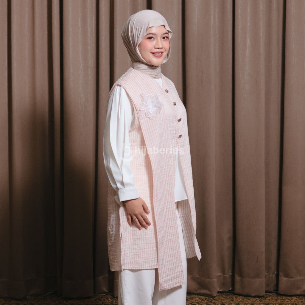 Hijaberies - Flowery Shawl Vest (Outer Flower Bahan Chenille Tencel | Cocok Untuk Acara Formal/Kondangan/Raya)