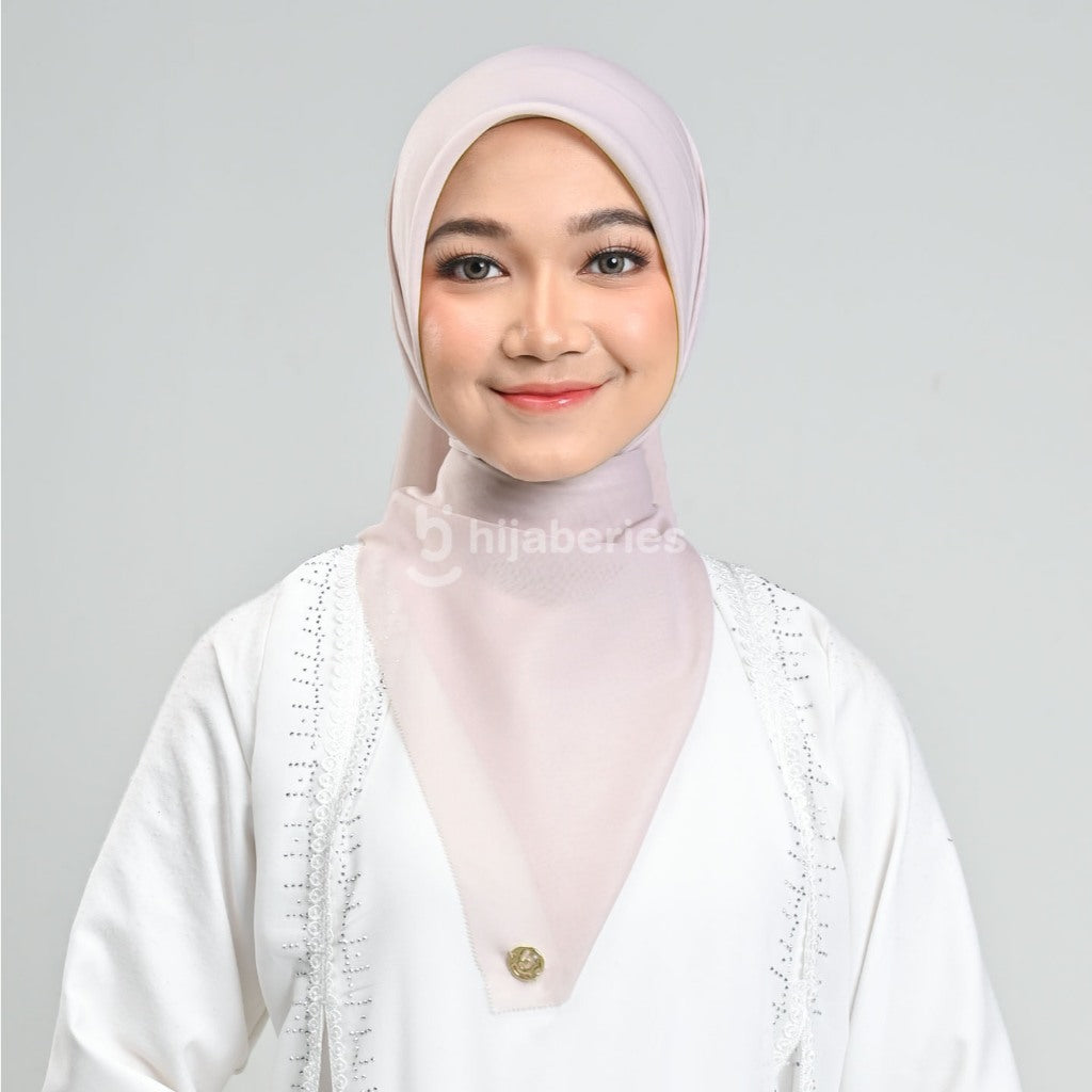 Hijaberies - Emily Paris Plain LC (Hijab Segiempat Paris Voile)
