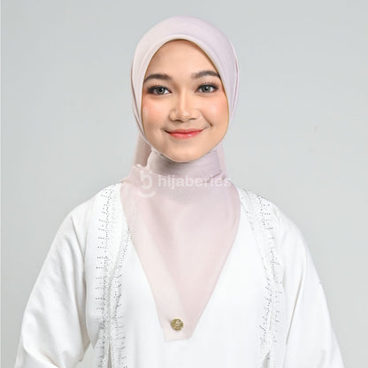 Hijaberies - Emily Paris Plain LC (Hijab Segiempat Paris Voile)