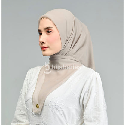 Hijaberies - Paris Basic Japan (Hijab Segiempat Paris Neci)