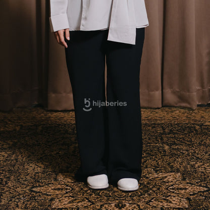 Hijaberies - Long Cullote Pants  (Loose Fit Nyaman, Bebas Gerak Seharian | Cocok Untuk Acara Formal/Kondangan/Raya)