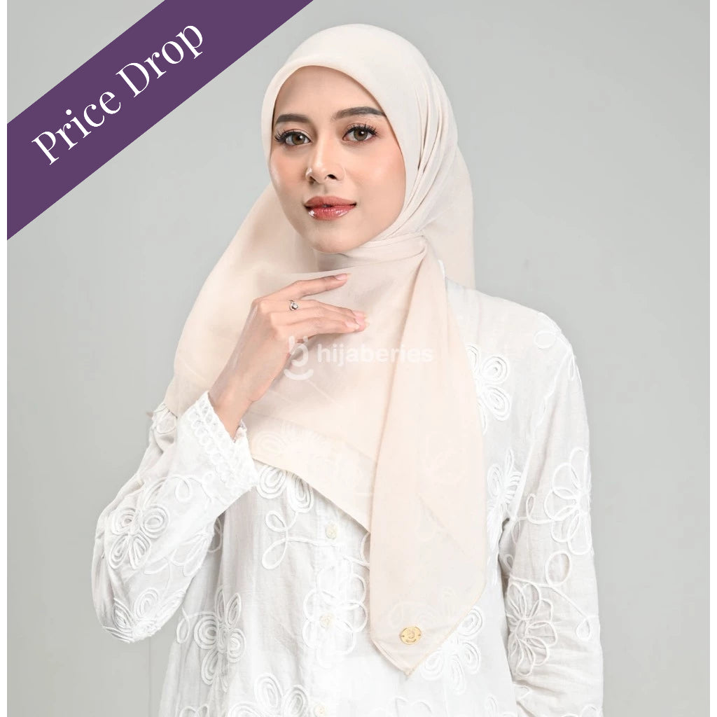 Hijaberies - Paris Legend (Hijab Segi Empat 110x110 cm)