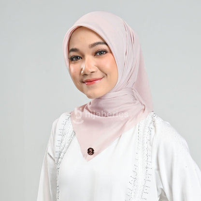 Hijaberies - Emily Paris Plain LC (Hijab Segiempat Paris Voile)