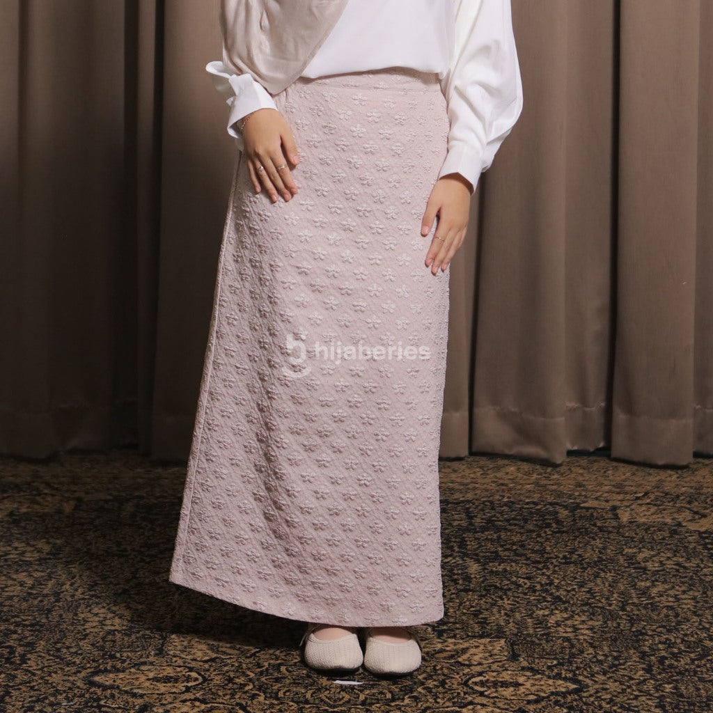 Hijaberies - Jacquard Pattern Skirt (Rok Wanita dengan Pattern Jacquard | Cocok Untuk Acara Formal/Kondangan/Raya)
