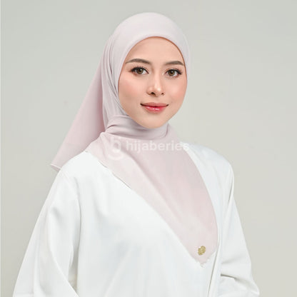 Hijaberies - Paris Sienna Seamles (Hijab Segiempat bahan Paris Japan dengan Finishing Seamless)