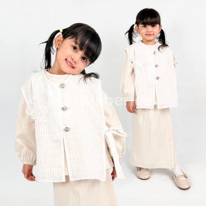 Hijaberies - Flowery Shawl Vest Kids (Vest Anak dengan Aksen Bungan yang Manis | Cocok Untuk Acara Formal/Kondangan/Raya)